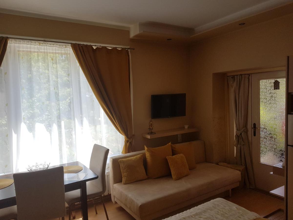 Rózsa Apartman Alsóörs Exterior foto