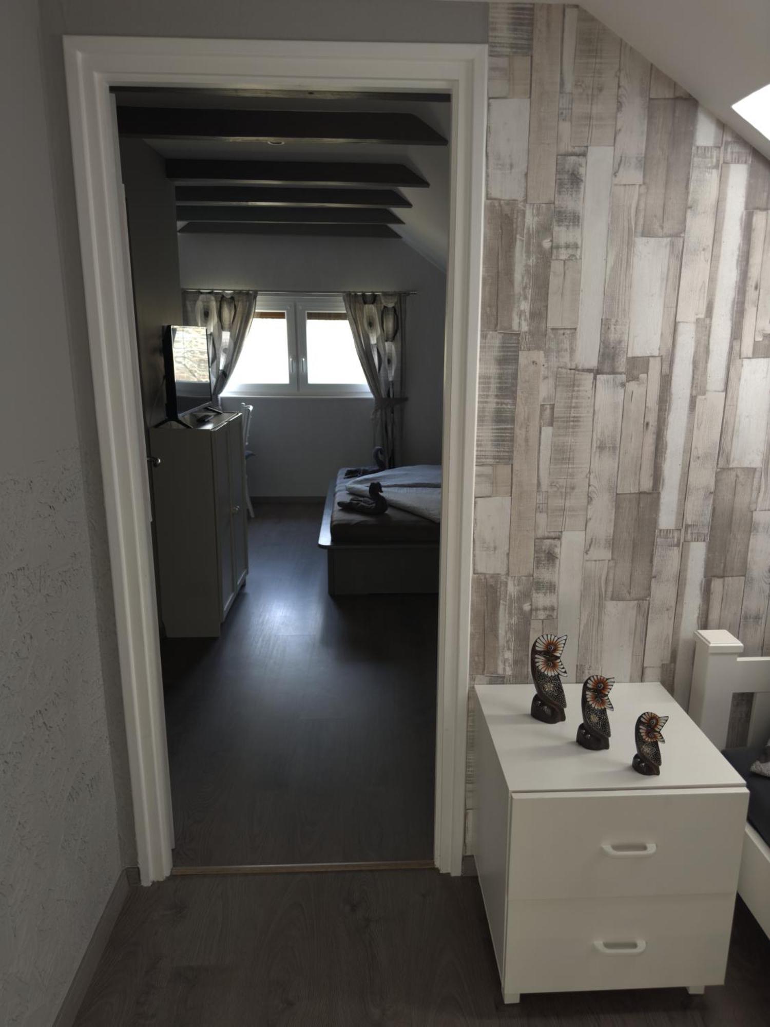 Rózsa Apartman Alsóörs Habitación foto