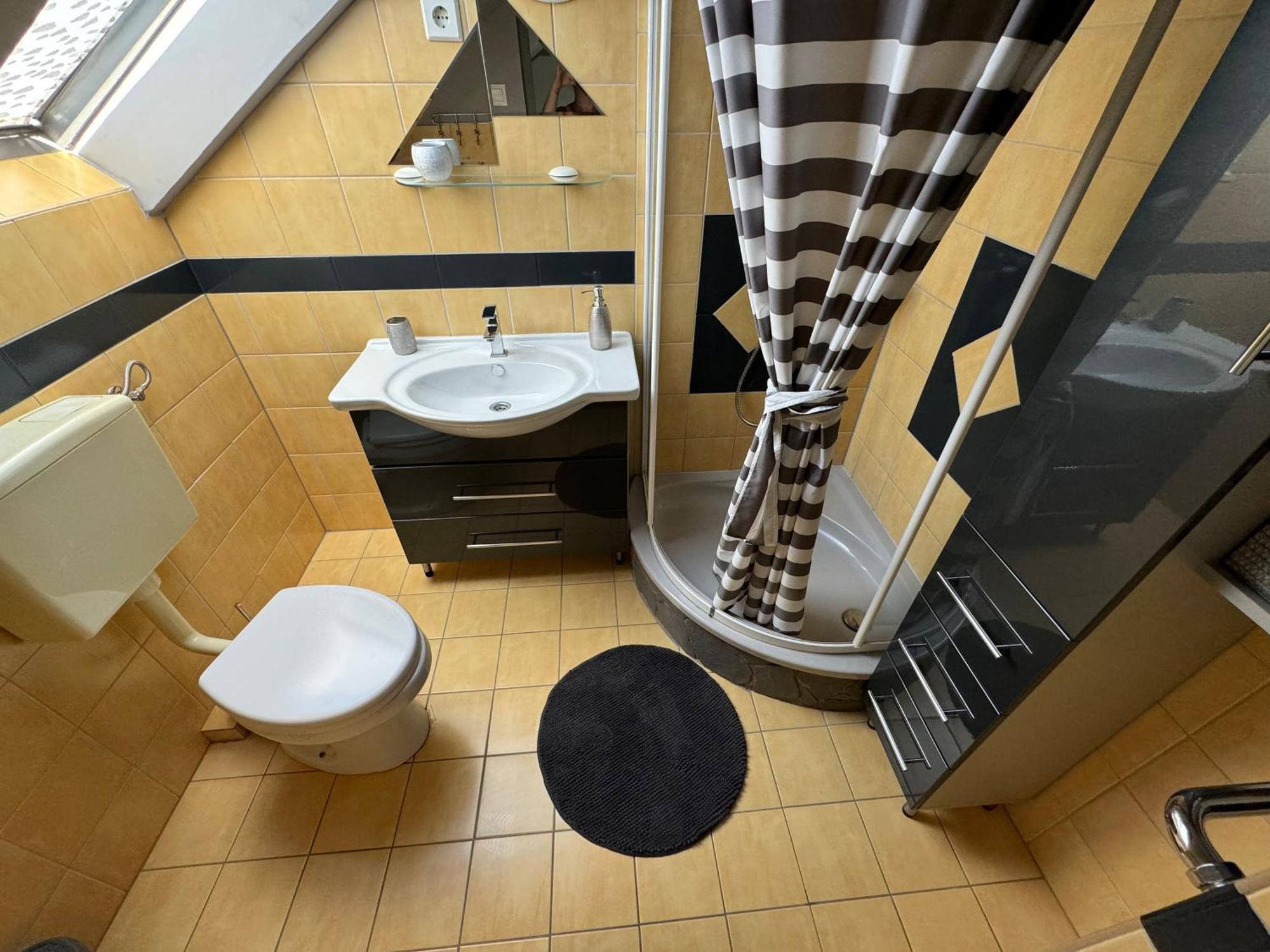 Rózsa Apartman Alsóörs Habitación foto